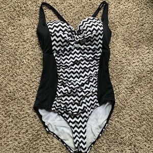 Torrid size 2 swimsuit